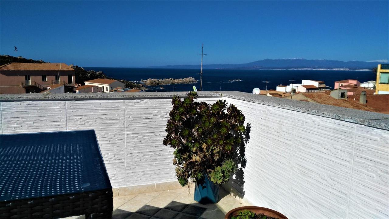 B&B Domus De Janas Santa Teresa Gallura Exteriör bild