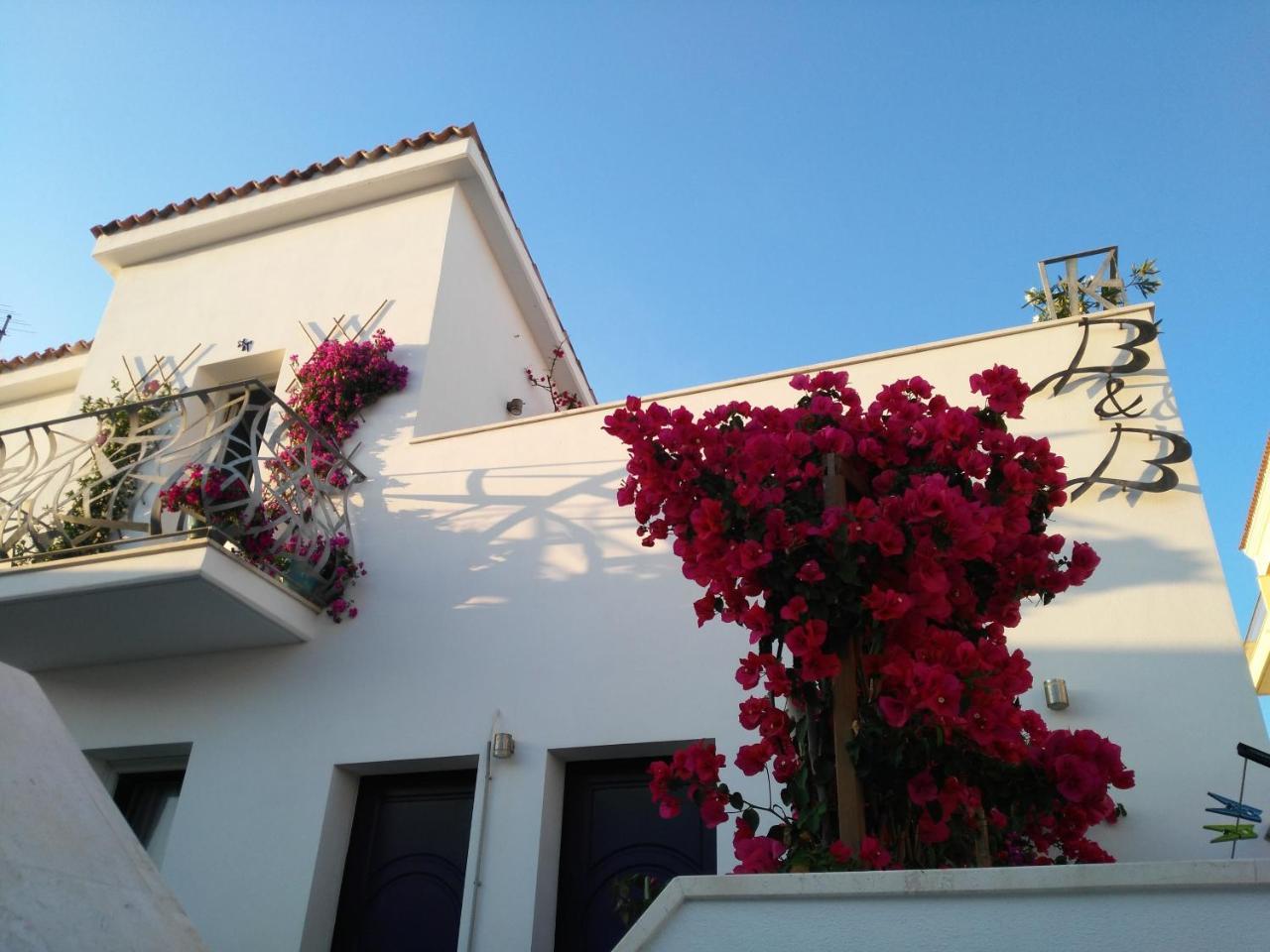 B&B Domus De Janas Santa Teresa Gallura Exteriör bild